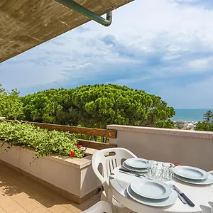 appartamento-per-famiglie-vista-mare-pineta.emilia-romagnahotels.net/